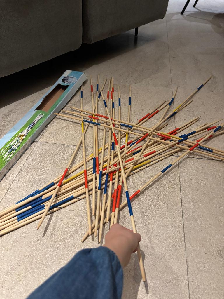 Jeu de mikado géant, Trois ou quatre joueurs, Enlèvement, Utilisé, Buitenspeel