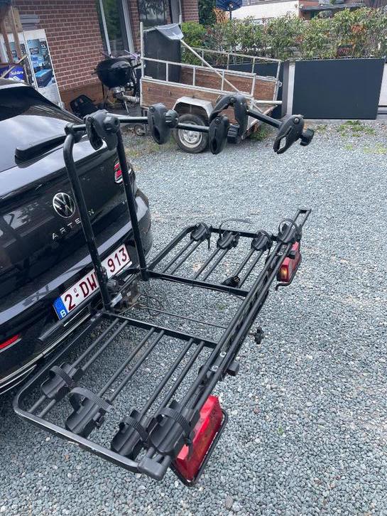 Thule fietsendrager 4 fietsen op de trekhaak, Auto diversen, Fietsendragers, Gebruikt, Trekhaakdrager, 3 fietsen of meer, Ophalen