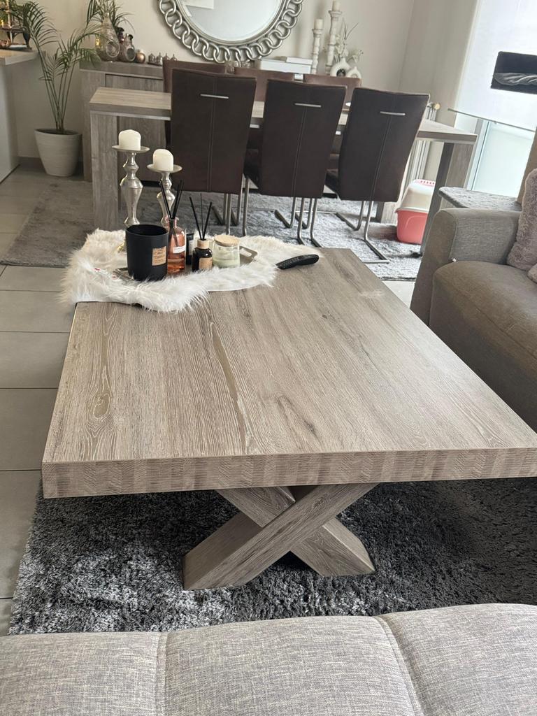 Salontafel in massief hout, Ophalen