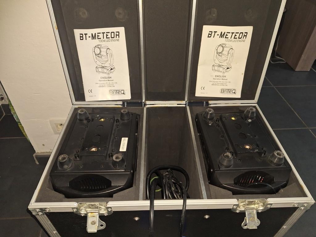 Bt meteor 100w led engine briteq av flight, Enlèvement ou Envoi, Comme neuf