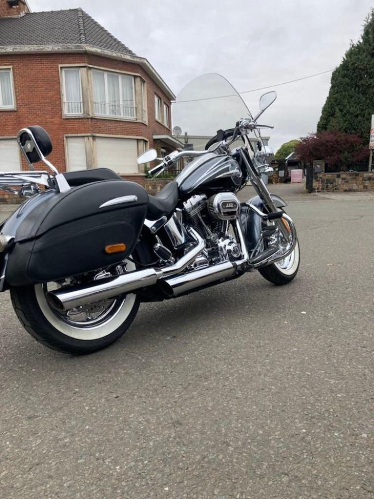 harley davidson DELUXE CVO, Entreprise, Plus de 35 kW, Chopper, 2 cylindres
