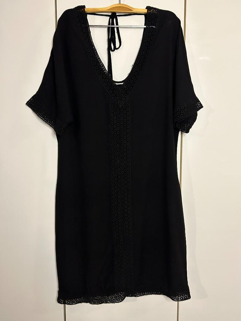 Robe noire décolletée Jacqueline de Yong - Taille 36 *, Enlèvement ou Envoi, Taille 36 (S), Comme neuf, Longueur genou