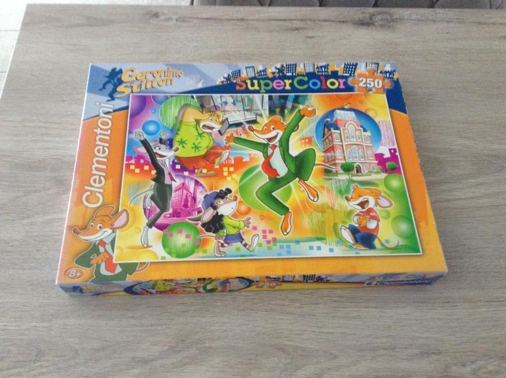 Geronimo Stilton puzzle (250 stuks), Ophalen of Verzenden, Meer dan 50 stukjes, Gebruikt, 6 jaar of ouder