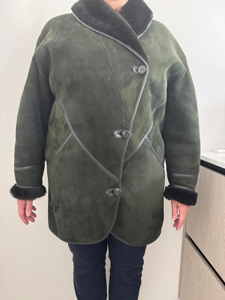 Prachtige groene  warme winterjas dames in zr goede st, Enlèvement ou Envoi, Comme neuf, Taille 42/44 (L), Vert