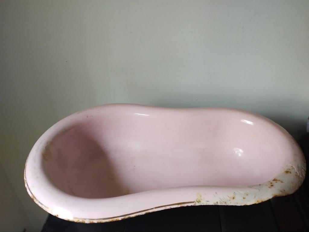 Email  emaille roze rose poppen of baby badje, Antiek en Kunst, Ophalen of Verzenden