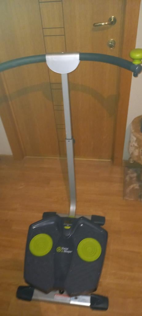 Twist and shape, Ophalen, Zo goed als nieuw, Hometrainer, Benen
