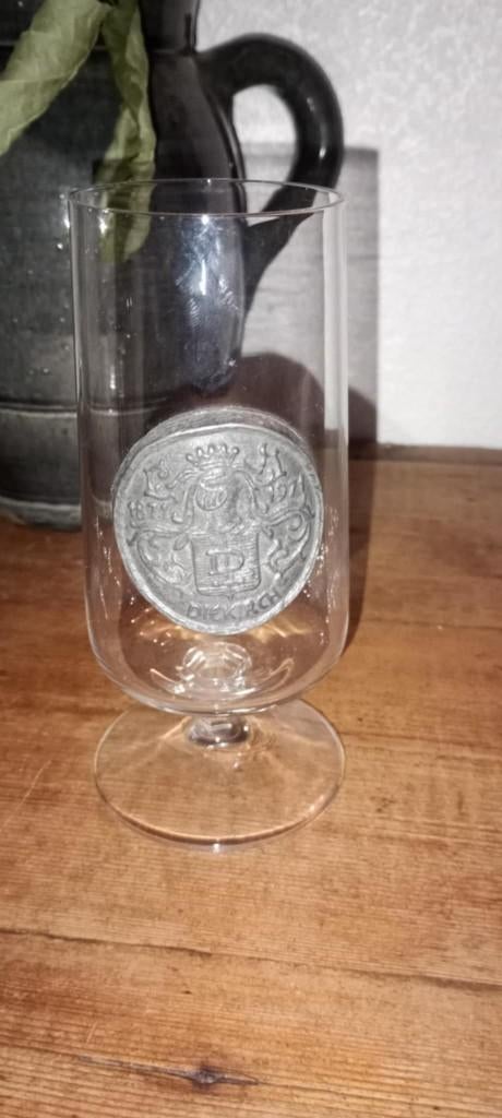 Brasserie bière verre écusson en plomb Diekirch, Collections, Marques de bière, Comme neuf, Verre ou Verres, Autres marques, Enlèvement ou Envoi