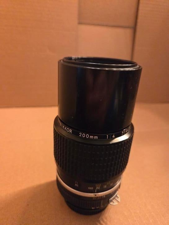 Nikon Nikkor 200mm 1:4 lens, Audio, Tv en Foto, Ophalen of Verzenden, Zo goed als nieuw