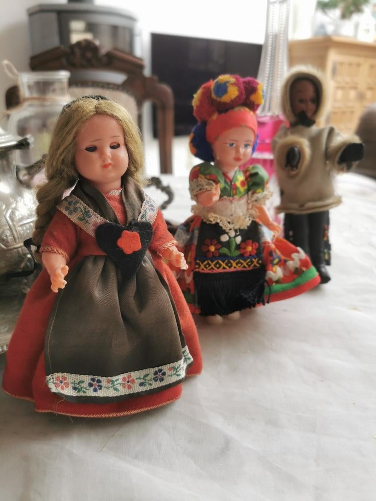3 très belles poupées anciennes, Collections, Enlèvement ou Envoi, Utilisé