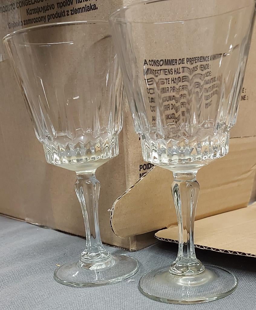 2 verres à vin vintage en cristal, Enlèvement, Comme neuf, Autres types