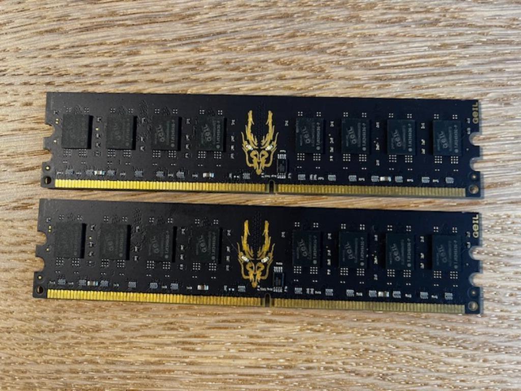 GEIL Black Dragon 2 GB (2x1GB) DDR2 PC2-6400, Gebruikt, PC2-6400, Ophalen of Verzenden, DDR2