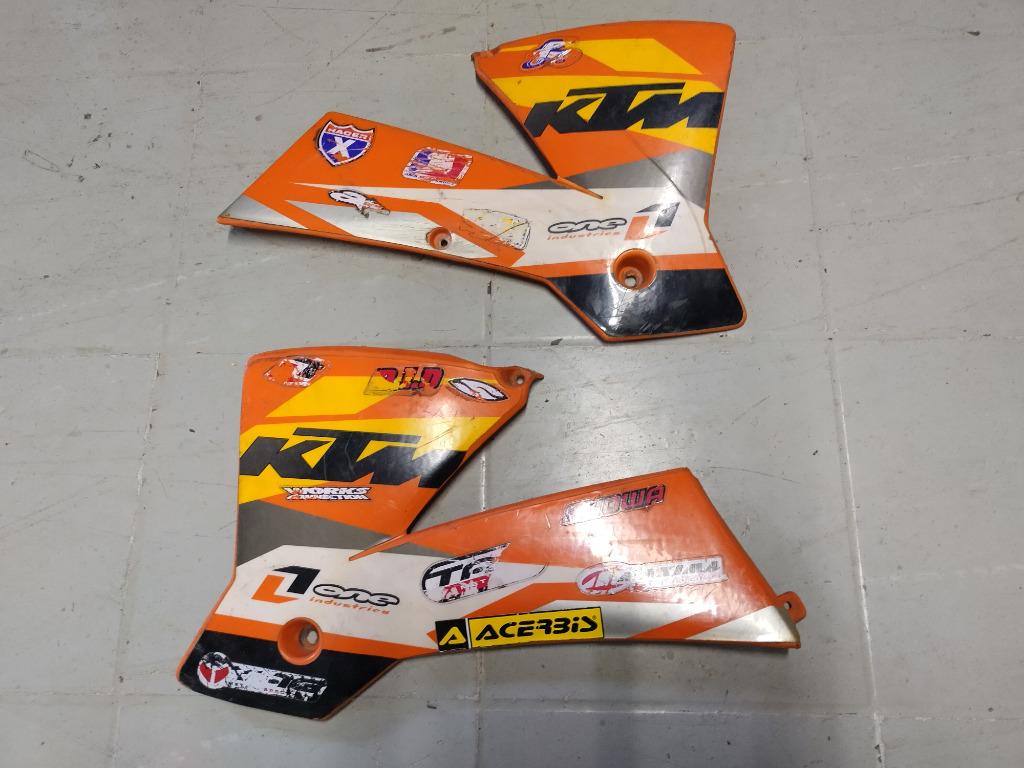 ktm 300 sx van '01 set zijflanken tank, Motoren, Ophalen of Verzenden, Gebruikt