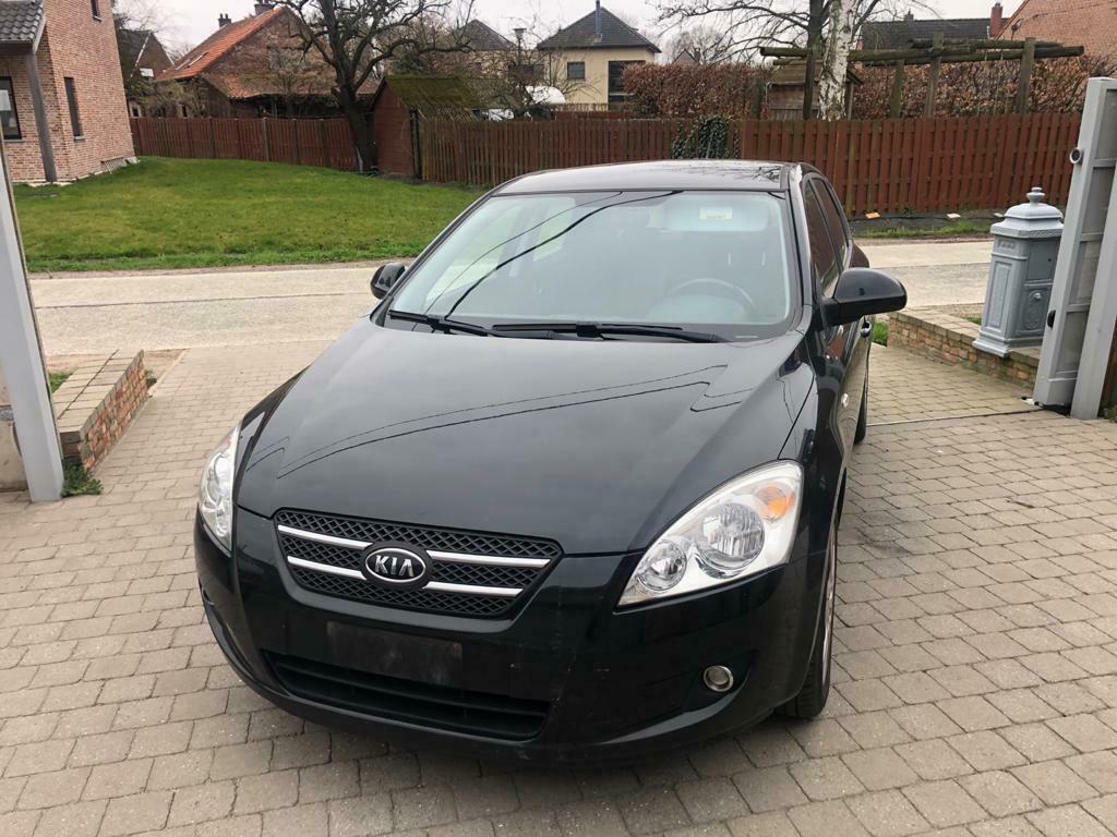 Te koop Kia Cee'd, Auto's, Zwart, Bedrijf, Euro 4, Te koop