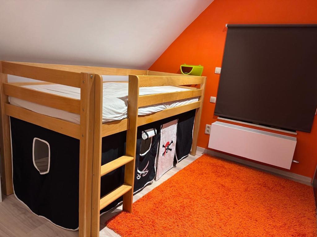 Lit surélevé en hêtre naturel, Enlèvement, Comme neuf, Lit mi-hauteur mezzanine
