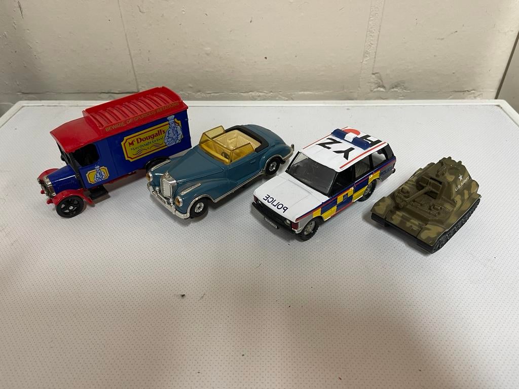Lot corgi - 1x onbekend leger voertuig, Ophalen of Verzenden, Zo goed als nieuw, Corgi