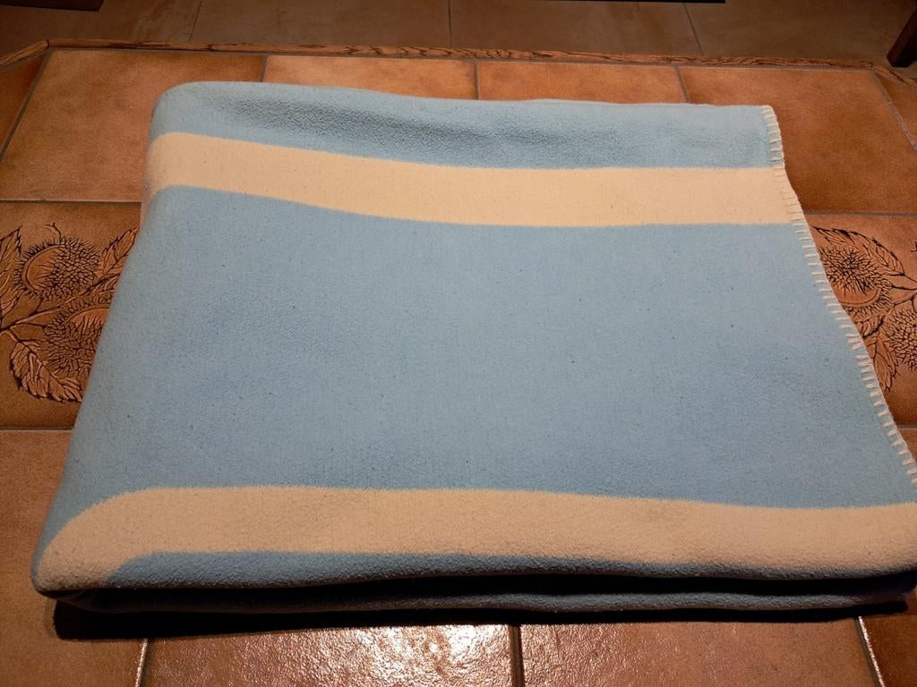Couverture  bleue et crème Ikea, Enlèvement ou Envoi, Utilisé