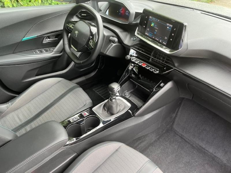Peugeot 2008 Allure Pack, Auto's, Peugeot, 1199 cc, 115 g/km, Bedrijf, Handgeschakeld