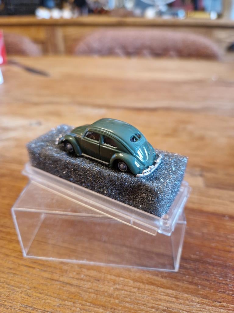 1/87 HO Praline Volkswagen kever groen, Ophalen of Verzenden