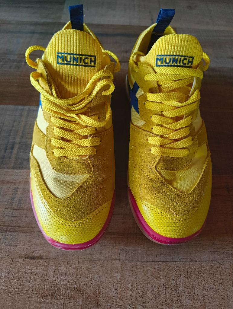 Zaalvoetbalschoenen, Sport en Fitness, Ophalen, Nieuw, Schoenen