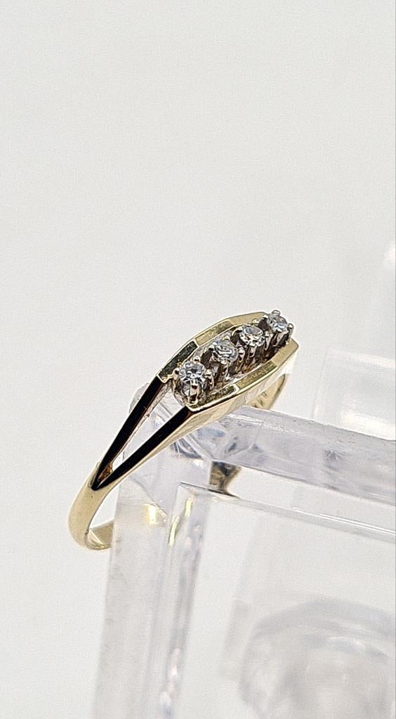 14k 585 gouden ring met 4 diamantjes, Antiek en Kunst, Antiek | Zilver en Goud, Verzenden, Goud