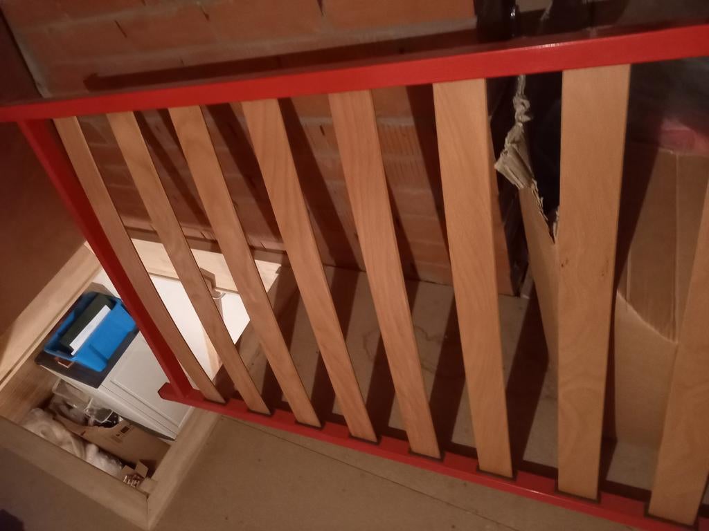 Bed, rood ,Zonder matras, Huis en Inrichting, Slaapkamer | Bedden, Ophalen, Rood