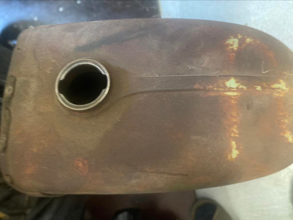 Tank met tankhouder Allgaier Porsche A111 P111, Enlèvement ou Envoi