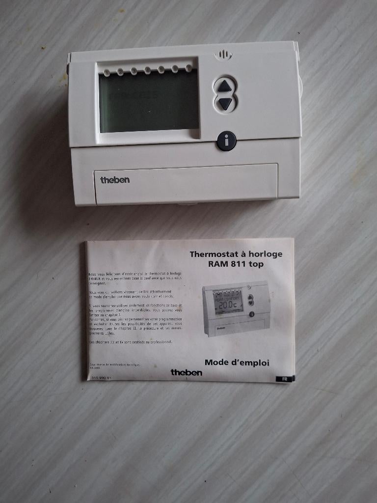 Theben 811 Top, Doe-het-zelf en Bouw, Thermostaten, Ophalen of Verzenden, Nieuw