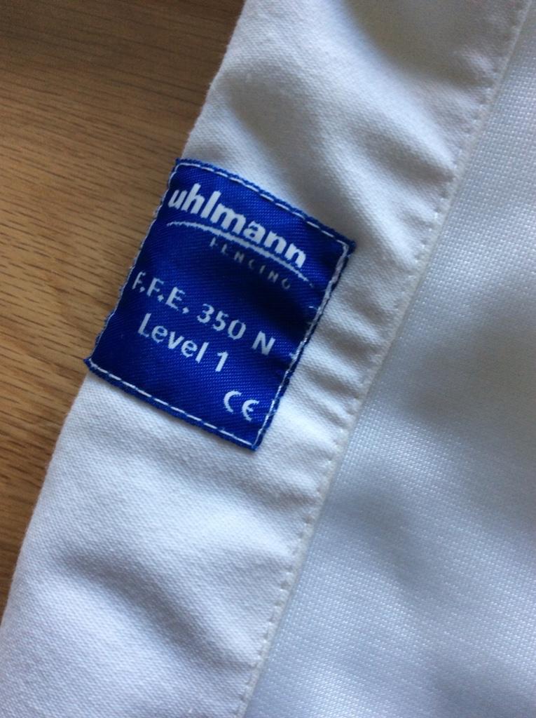 UHLMANN FENCING PANTS GIRLS 350N "CLASSIC", Enlèvement ou Envoi, Utilisé, Escrime