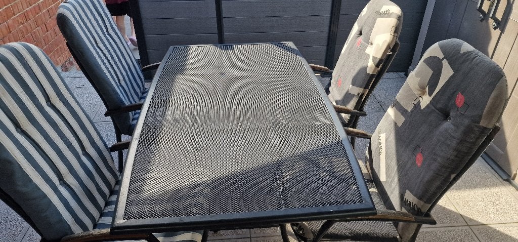 Tuintafel met stoelen, Tuin en Terras, Ophalen, 4 zitplaatsen, Gebruikt, Aluminium