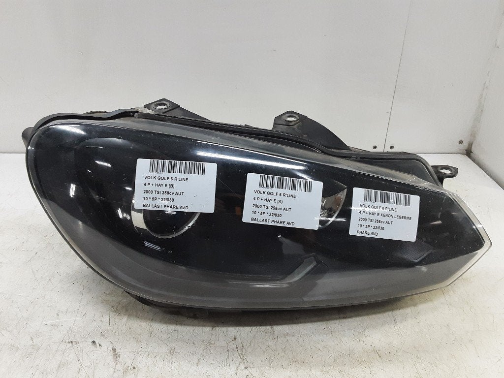 PHARE / OPTIQUE AVANT DROIT Golf VI (5K1) (5K1941752E), Utilisé, Volkswagen