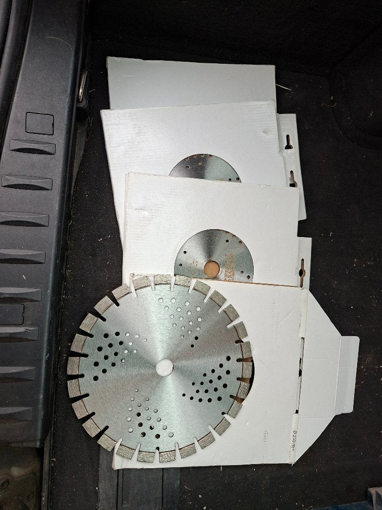 Disque diamant 230mm, Doe-het-zelf en Bouw, Ophalen, Nieuw, 1000 watt of meer, Haakse handslijpmachine