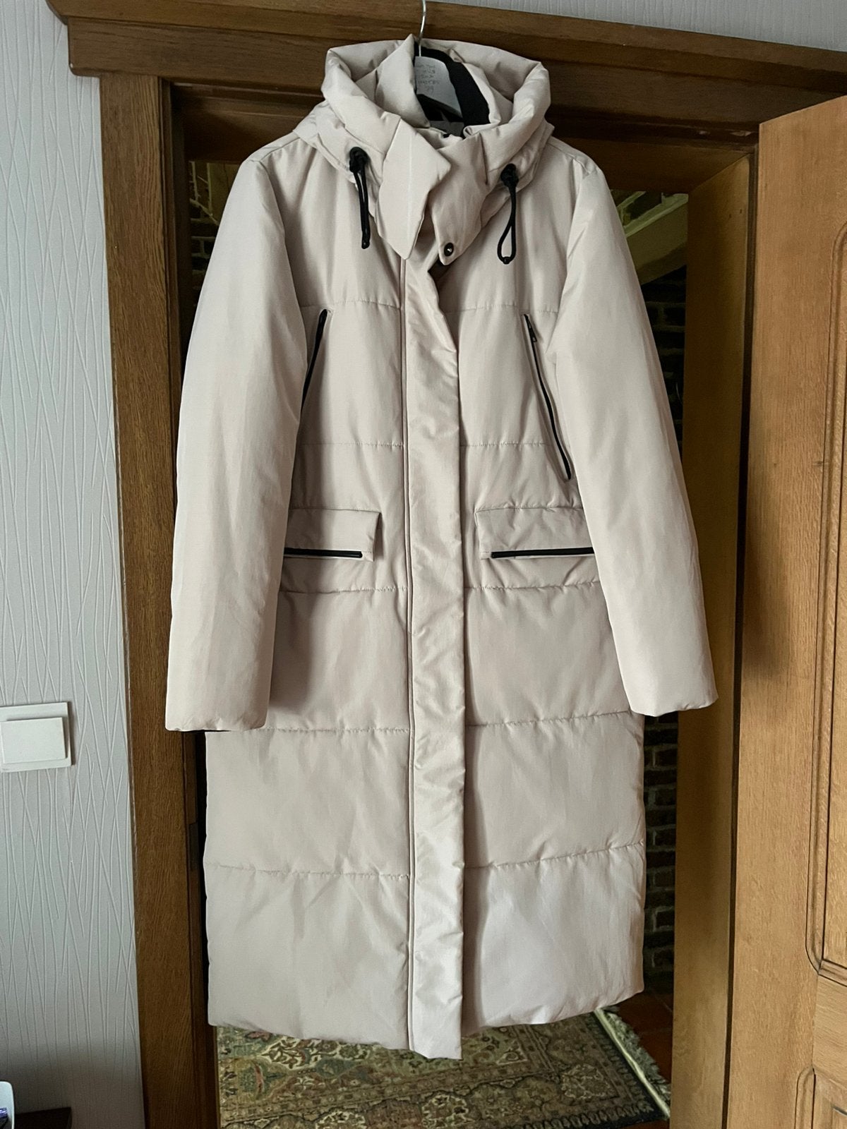 Kwaliteitsvolle warme lange jas NIEUWSTAAT, Kleding | Dames, Jassen | Winter, Ophalen of Verzenden, Nieuw, Maat 38/40 (M)