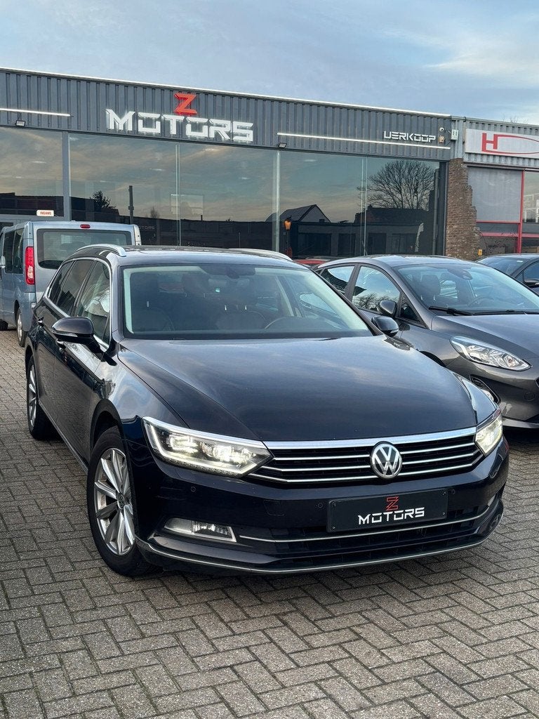 VW Passat | Automaat | 1.6 Diesel | Euro 6, Auto's, Automaat, Gebruikt, 4 cilinders, Leder