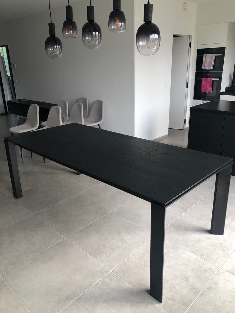 Eettafel verlengbaar zwarte fineer eik, Huis en Inrichting, Tafels | Eettafels, Ophalen, Gebruikt, 100 tot 150 cm, 200 cm of meer