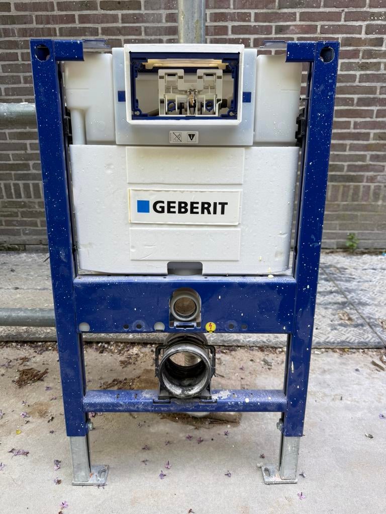 Geberit spoelbak, Ophalen, Gebruikt, Toilet
