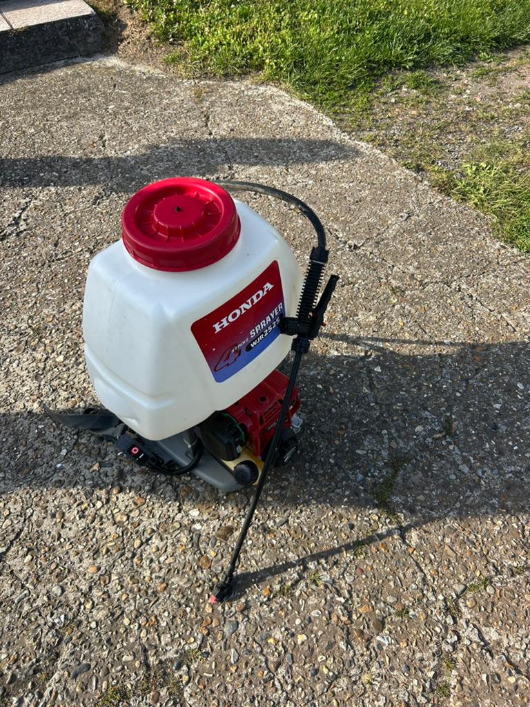 Honda wjr2525 rugsproeier, Ophalen, Zo goed als nieuw