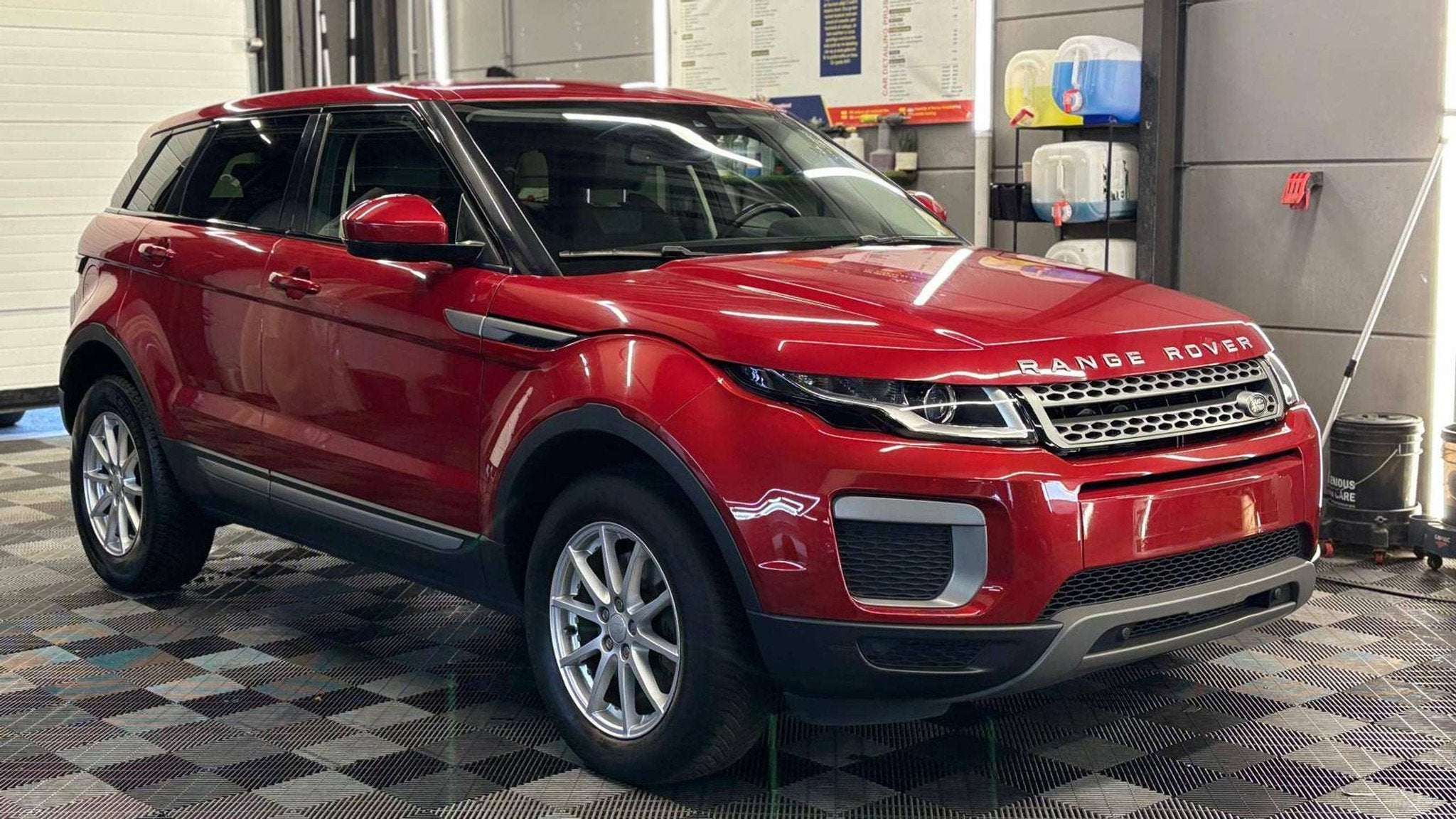 Land Rover Range Rover Evoque 2.0l TD4 bj. 12/2017 AUTOMATIQ, Autos, Land Rover, Rouge, Achat, Cruise Control, 110 kW
