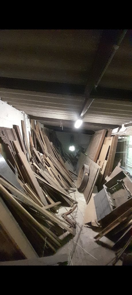 Bois à donner, Enlèvement