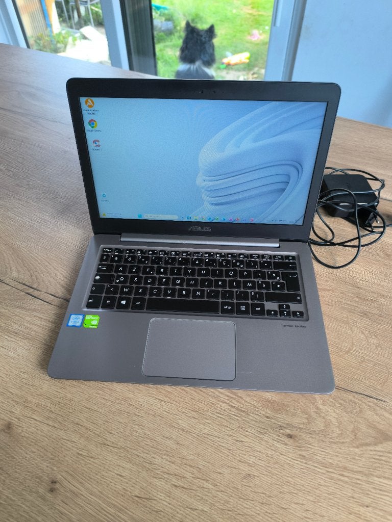 Ordinateur Portable ASUS ZenBook UX310UQ 13,3" – i5, 12 Go, Computers en Software, Windows Laptops, Refurbished, 13 inch, SSD