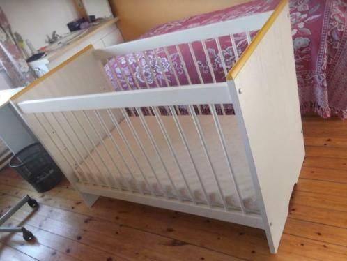 Lit bébé – Babybedje Emdeka, Ophalen, Zo goed als nieuw