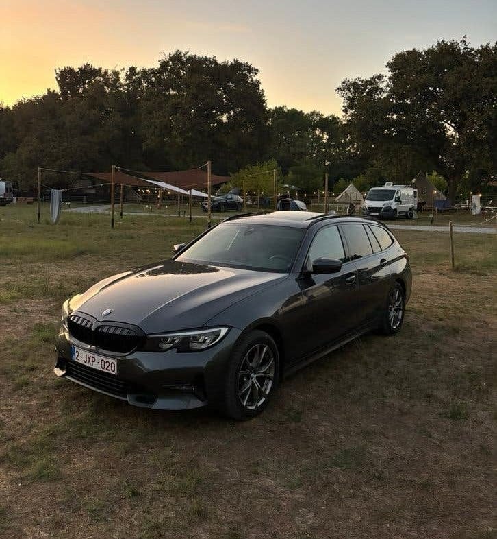 BMW 318ia met garantie, Autos, Argent ou Gris, Achat, Euro 6, Break