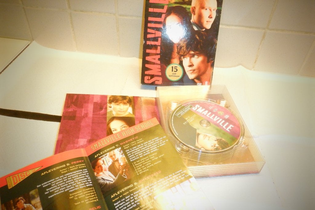 DVD Seizoen 3/4 en 5 van Smallville.(18 DVD'S), À partir de 6 ans, Suppléments, Action, Enlèvement ou Envoi