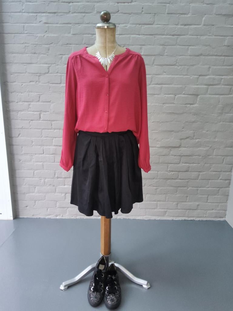 Jupe trapèze noire Vero Moda 36, Enlèvement ou Envoi, Vero Moda, Taille 36 (S), Porté