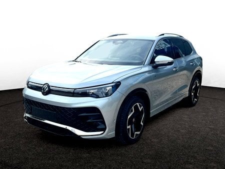 Volkswagen Tiguan Tiguan R-Line Business Premium 1.5 eTSI  1, https://public.car-pass.be/vhr/efc5b12d-878d-478a-a442-b7eaa19a6741