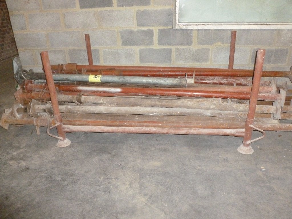 Étançons - lot de 50, Bricolage & Construction, Enlèvement, Utilisé, Fer