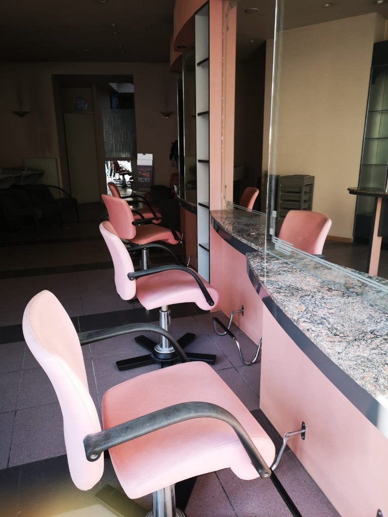 Mobilier coiffeur, Enlèvement, Utilisé