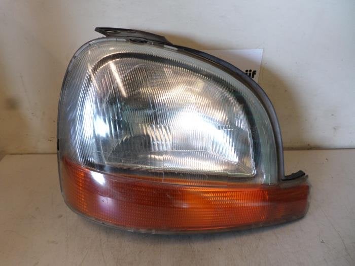 Phare droit d'un Renault Kangoo (Kangoo 98-), Renault, -, 3 mois de garantie, Utilisé