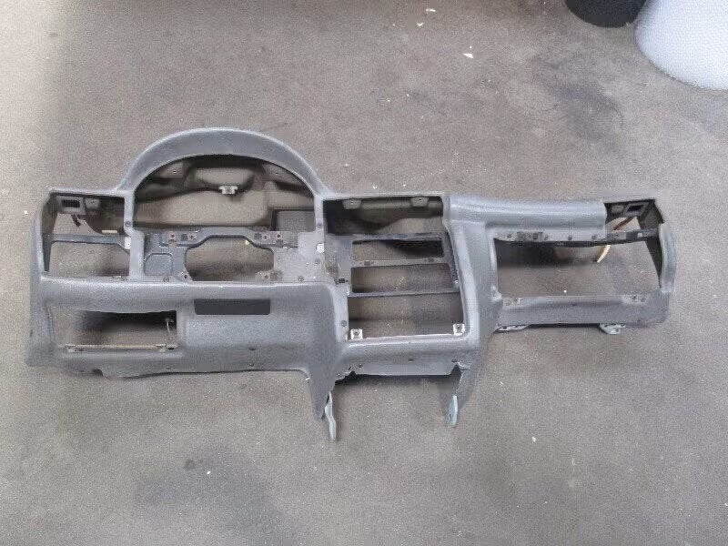 DASHBOARD Opel Astra F (56 / 57) (90-414-001), Bahnhofsplatz 65423 Rüsselsheim am Main, DE, Gebruikt, Opel, Opel Automobile GmbH
