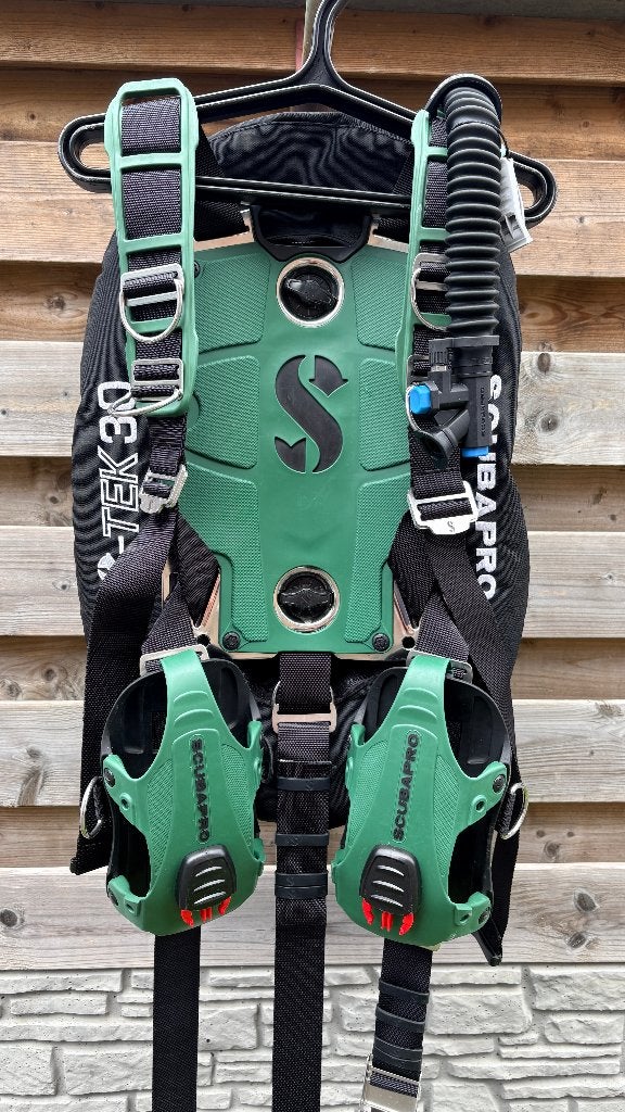 Scubapro S-Tek30 Wing NIEUW!, Watersport en Boten, Ophalen of Verzenden, Nieuw, Trimvest of Wing