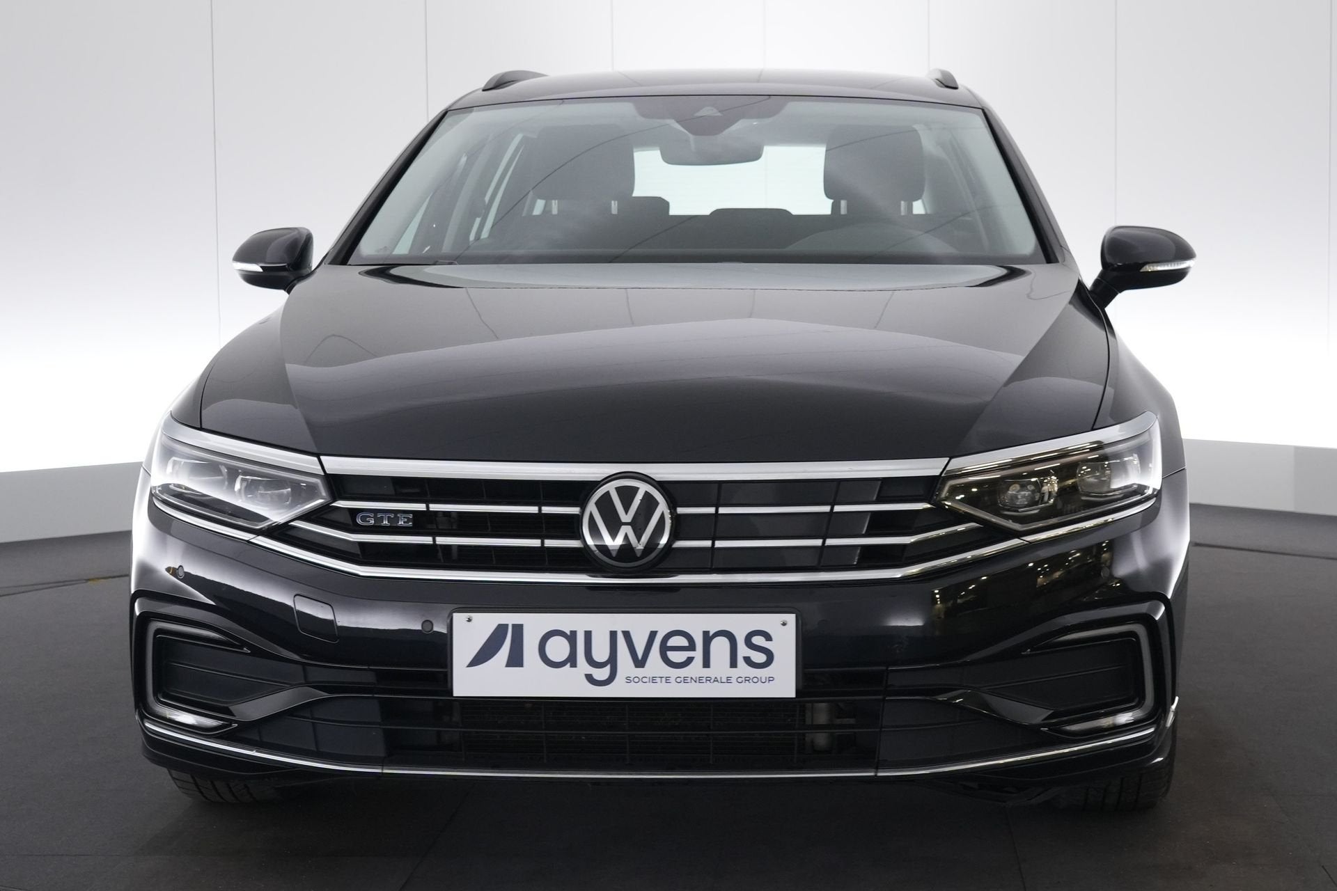 (2CJN087) VOLKSWAGEN PASSAT VARIANT, Auto's, Stof, Gebruikt, Euro 6, Zwart